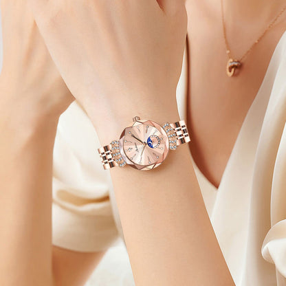 🌙✨ Fashionable Star & Moon Watch for Women ✨💎